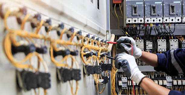 Professional Electrician technician working in Gray Summit, MO